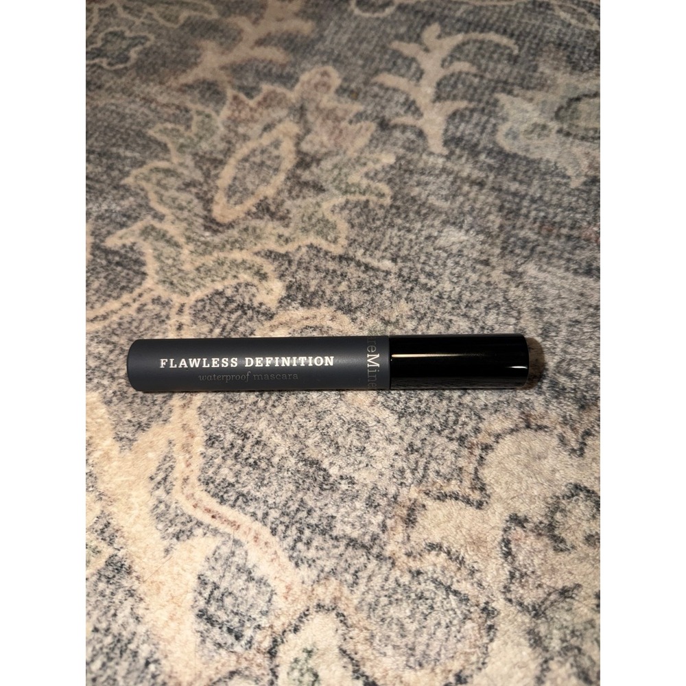 Bare Minerals Flawless Definition Waterproof Mascara Black